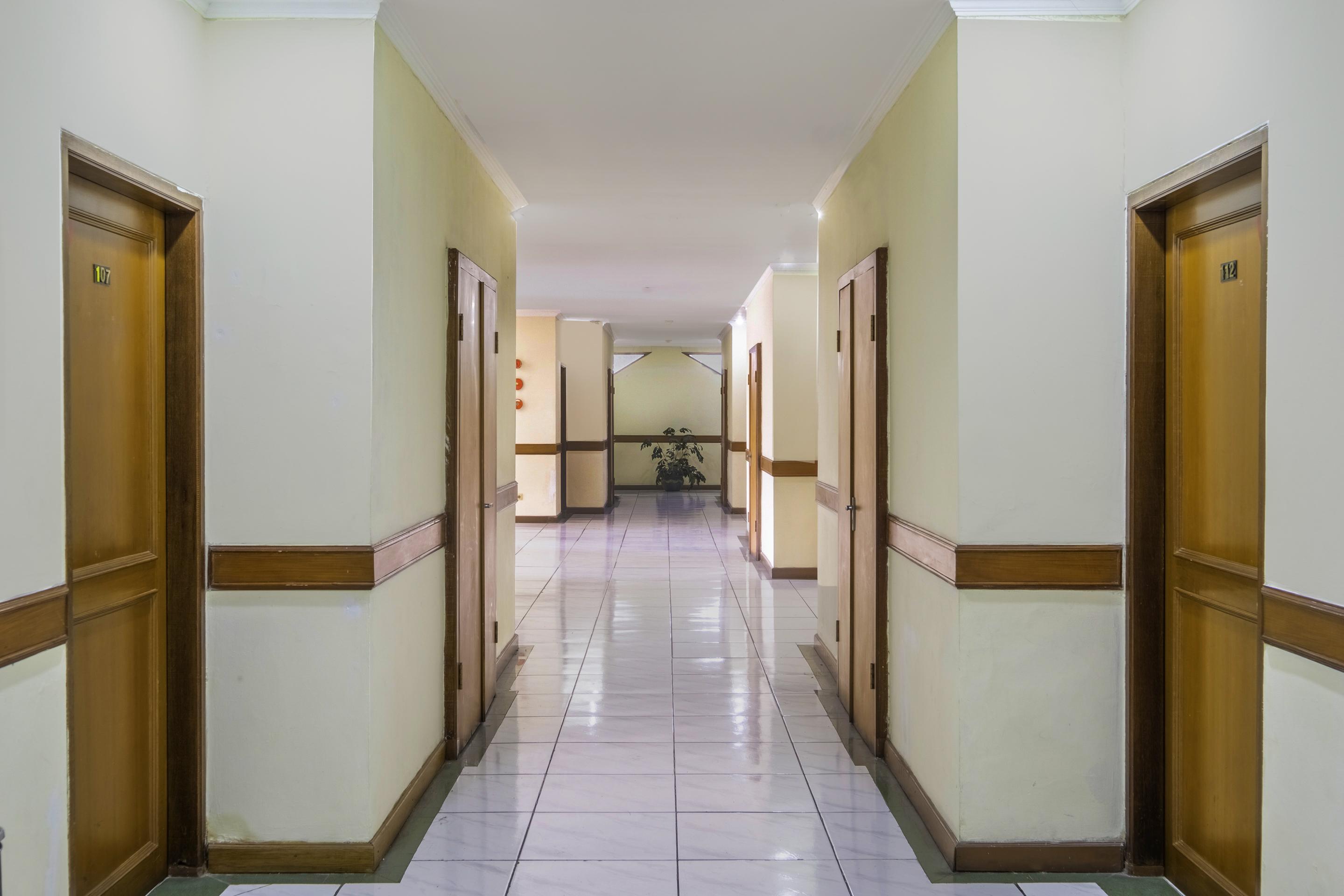 Collection O 25 Hotel Baltika Bandung Exterior foto
